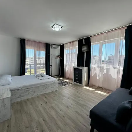 Andalucia Apartment Navodari